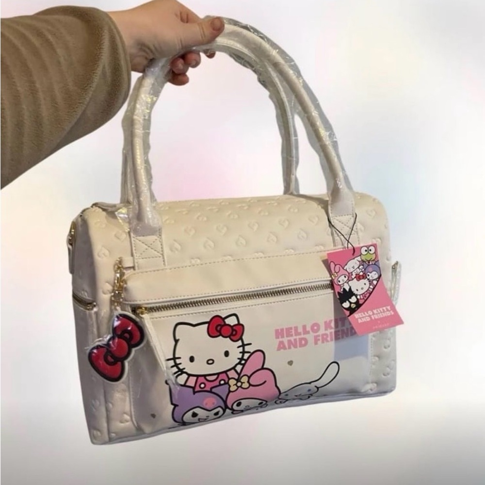 Primark Hello Kitty and Friends Weekender bag